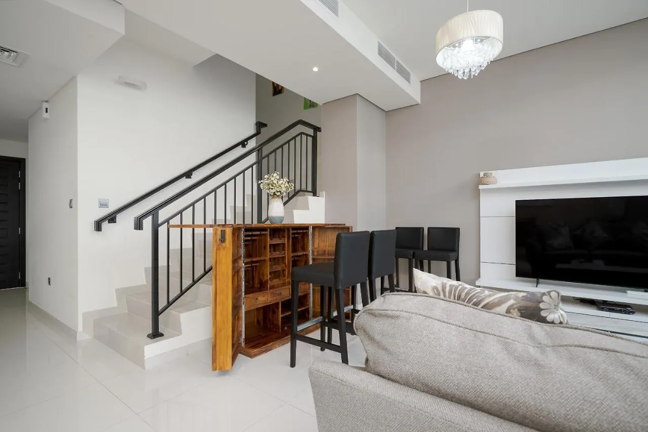 Alh Vacay - 3 Bedrooms Villa For Family Dubai